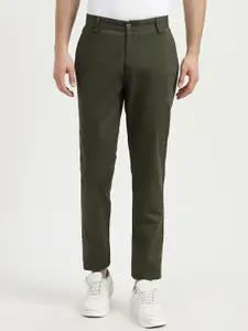 United Colors of Benetton Men Olive Green Cotton Solid Slim Fit Trousers