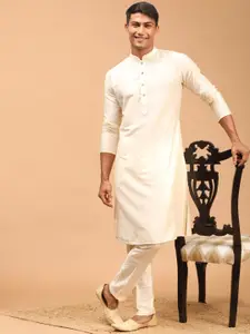 VASTRAMAY Men Cream-Coloured Kurta with Pyjama