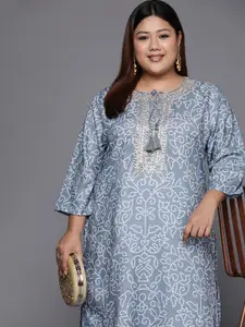 Varanga Women Grey & Silver-Toned Bandhani Tie-Up Neck Embroidered Mirror Work Kurta