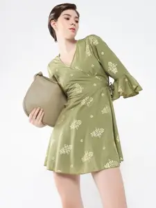 SHOWOFF Women Olive Green & Gold-Toned Printed Tie-Up Silk Shrug