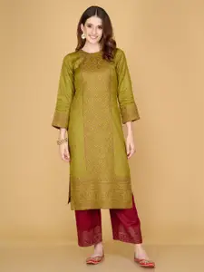 Safaa Green & Maroon Viscose Rayon Unstitched Dress Material