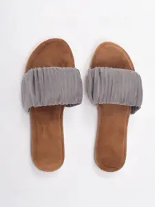 Apratim Women Grey Party Open Toe Flats