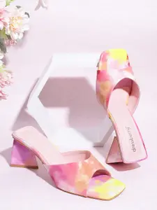 DressBerry Women Printed Block Heel Sandals