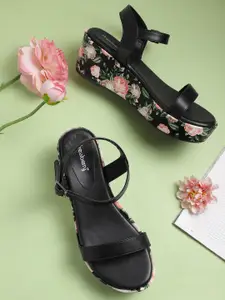 DressBerry Wedge Heels with Printed Detail