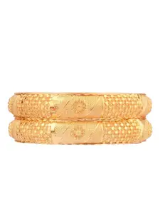 Efulgenz Set Of 2 Gold-Plated Textured Bangles