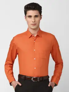 Peter England Spread Collar Formal Shirt