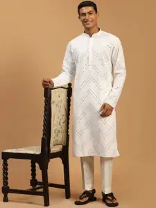 SHRESTHA BY VASTRAMAY Men Embroidered Mirror Work Kurta With Trousers