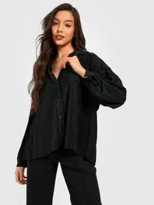Boohoo Women Black Oversized Pleated Casual Shirt