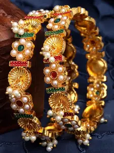 KARATCART Set of 2 Gold-Plated Red & Green Kundan Studded & Pearl Beaded Rajwadi Temple Bangles