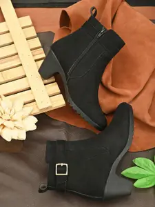 Roadster Women Black Chelsea Boots