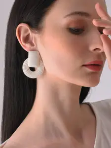 SOHI White Contemporary Drop Earrings