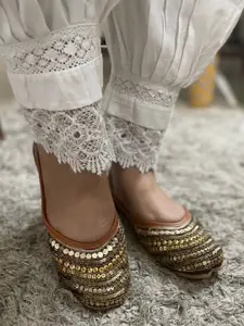 DESI COLOUR Women Copper-Toned Ethnic Mojaris Flats