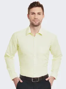 Hancock Men Slim Fit Solid Wrinkle Resistant Formal Shirt