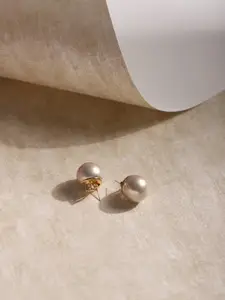 RITU SINGH Gold Contemporary Pearl Stud Earrings