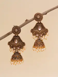 KARATCART Gold-Plated & White Classic Kundan Jhumkas Earrings