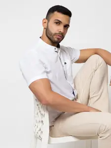 ARMISTO Men Off White Solid Cotton Linen Smart Casual Shirt