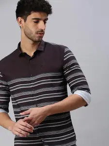 SHOWOFF Men Black Comfort Horizontal Stripes Striped Casual Shirt