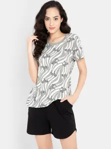 Clovia Women Cotton Printed Top With Shorts