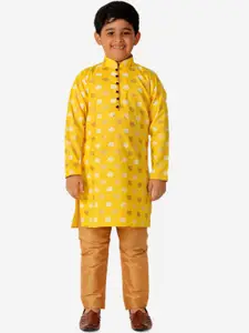 Pro-Ethic STYLE DEVELOPER Boys Paisley Printed Pure Cotton Kurta with Pyjamas