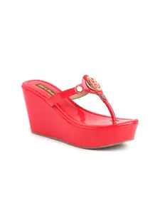 Flat n Heels Women Red Embellished Wedge Sandals