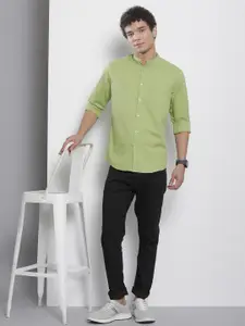 The Indian Garage Co Men Green Solid Pure Cotton Casual Shirt