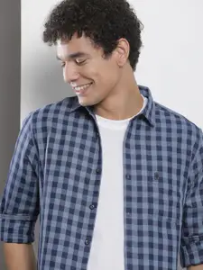 The Indian Garage Co Men Blue Checked Pure Cotton Casual Shirt