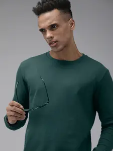 Roadster Men Solid Sweatshirt