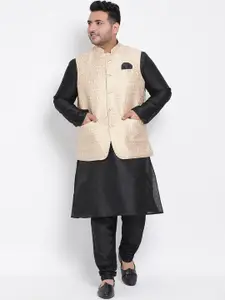 Hangup Men Solid Raw Silk Kurta with Pyjamas