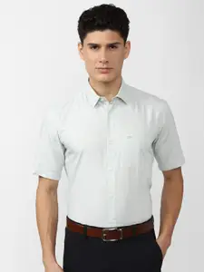 Peter England Men Micro Checks Formal Shirt