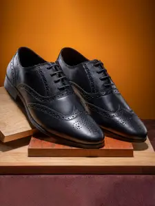 Red Tape Men Textured Leather Oxfords