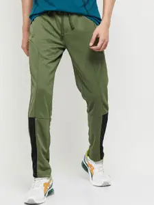 max Men Green Solid Track Pants