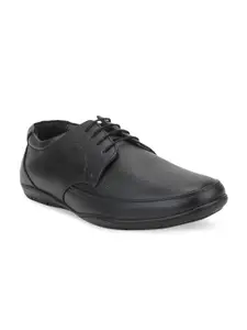 Liberty Men Solid Formal Shoes