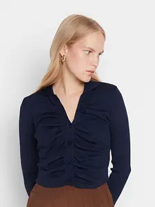Trendyol Women Solid Shirt Collar Crop Top
