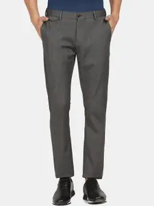 Blackberrys Men Grey Checked Slim Fit Trouser