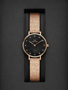 Daniel Wellington Women Black Embellished Dial & Rose Gold Toned Stainless Steel Textured Straps Analogue Watch