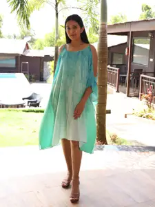 Rajoria Instyle Women Dyed Georgette Kaftan Midi Dress