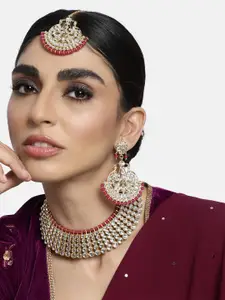 Peora Magenta & White Gold Plated Choker Necklace & Earing Set With Maang Tikka