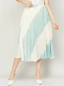 CODE by Lifestyle Women Green & White Ombre Pleated Skirts