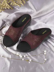 WALKWAY by Metro Women Wedge Sandals