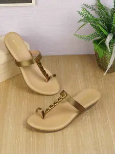 Metro Women Embellished Open Toe T-Strap Flats