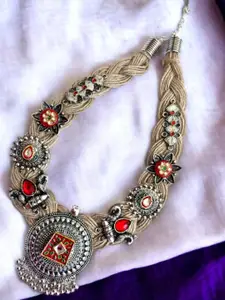 VIVAZS Brass And Jute Oxidised Silver Red Enemald Kundan Studded Crochet Necklace
