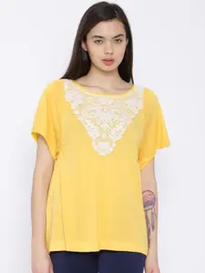 Sera Women Solid Round Neck Top