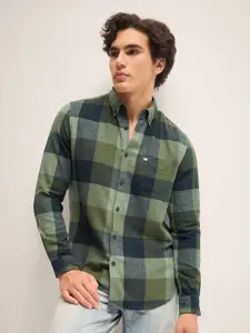 THE BEAR HOUSE Men Slim Fit Buffalo Checks Opaque Checked Casual Shirt