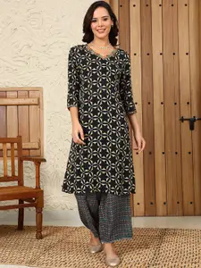 W Women Ethnic Motifs Flared Sleeves Thread Work Kurta