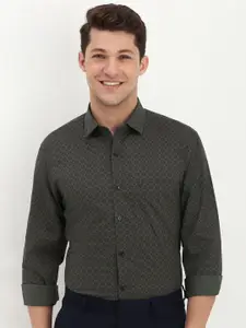Allen Solly Men Slim Fit Opaque Printed Formal Shirt