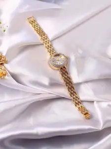 HAUTE SAUCE by  Campus Sutra HAUTE SAUCE by Campus Sutra Women Embellished Dial & Stainless Steel Bracelet Style Straps Analogue Watch