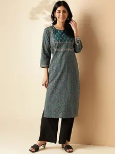 Vbuyz Women Geometric Printed Flared Sleeves Thread Work Floral Kurta