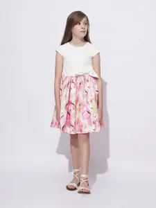 Vero Moda Floral Printed Cap Sleeves Fit & Flare Dress With Bow