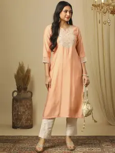 Globus Women Yoke Design Thread Work Kurta