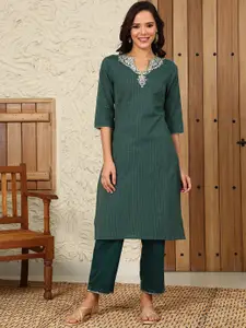 W Women Flared Sleeves Thread Work Kurta
